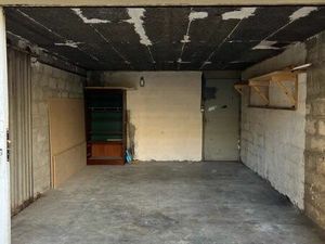 Garage dans résidence calme 21m