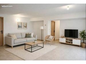 Lumineux 4 pièces de 95 M2  entièrement refait à neuf  à proximité immédiate de tous comme