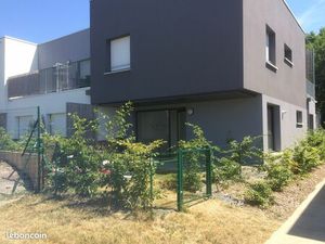 T3 64 m  jardin & garage  Le Rheu  petite résidence