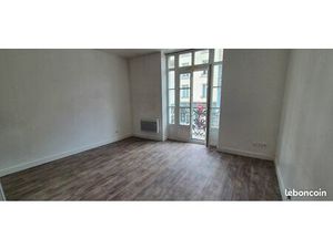 Bel F2 spacieux proche centre