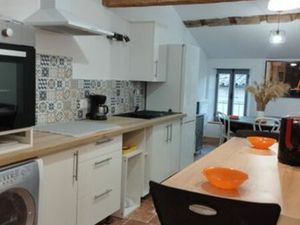 T4 80 m2 ; deux douches  duplex  isolé  renové   meublé