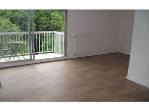 Location appartement  m² T-1 à Meaux  613 €
