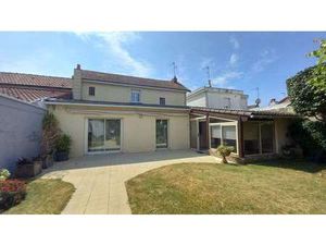 Location Maison à Nantes (44000) : à louer / 126m² Nantes