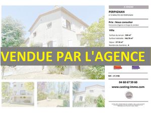 DANS UN SECTEUR PAISIBLE  UNE IMPOSANTE VILLA 4 FACES