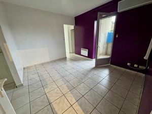 Location appartement 4 pièces 62 m² à Aix-en-Provence (13290)