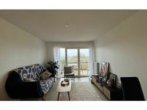 Location appartement  m² T-2 à Bourgoin-Jallieu  815 €