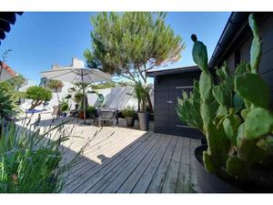 T5 SUD EST OUEST DERNIER ETAGE 30M2 TERRASSE 2 PARKINGS