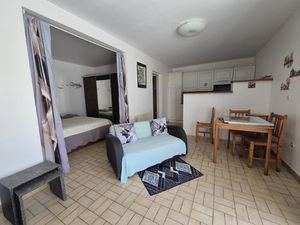 Agréable appartement de type F2 avec toutes les commodités à