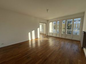 Appartement T4 lumineux de 77m² – copropriété sécurisée  vendu avec grand garage.