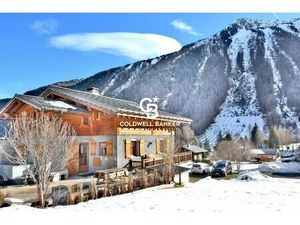 Maison composée de plusieurs appartements  307m² - Vallorcine