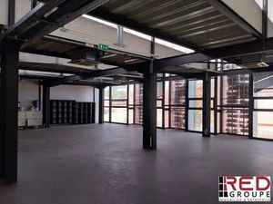 Bureaux Saint Antoire avec Parking