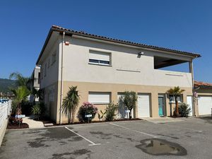 Murs commerciaux - 119 m2 - Axe principal - Valence/Saint-Pé