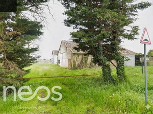 Maison à retaper + granges attenantes