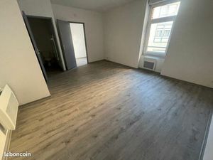 T1 rénové 28 39 m²  62 avenue Garibaldi à LIMOGES  environnement sécurisé  loyer 365 hors 