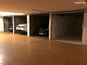 Location BOX PARKING AUTO