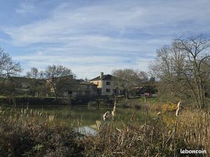 Ferme Gersoise sur 2828 m2 terrain situation rare
