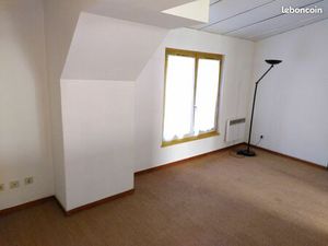 Location F3 non-meublé centre historique Clermont-Ferrand