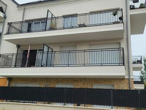 À louer – Beau T3 récent avec balcon + 2 parkings – Tigery (91)