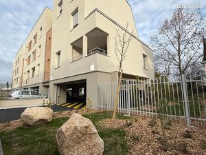 Appartement type 2 de 46 m2 avec parking airbus
