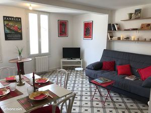 T2  38 m2 renové  calme lumineux   meublé Intra muros