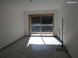 Grand 2 pièces à louer