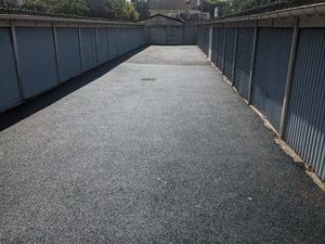 Box pour garage uniquement ( pas de stockage )