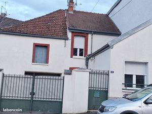 Maison de village à Troissy