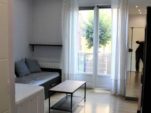 Beau T1 meublé et rénové avec terrasse - Lyon 7 - Debourg