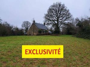 Charme  tranquillité et 1 2 ha de terrain