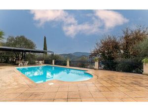 Maison Le Broc m² T-8 à vendre  895 000 €