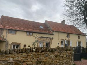 Vente Maison de campagne 228 m² à Ouroux-sous-le-Bois-Ste-Marie 335 000 €