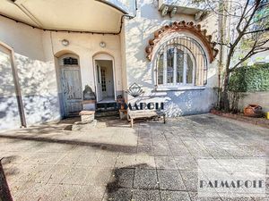 PERPIGNAN - Bel immeuble 3 appartements loués + extérieurs gar