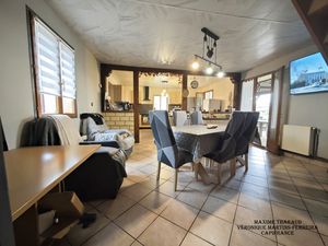 Maison familiale 7 pièces – 135 m² – MARSEILLES-LES-AUBIGNY