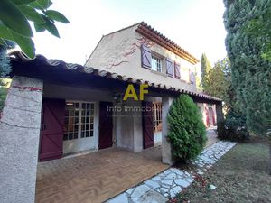 SAINT-RAPHAEL PEGUIERE VILLA 5 PIECES 500m DES PLAGES