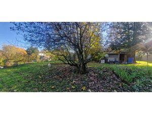 ST LAURENT DE MURE CENTRE proche Mairie - Terrain à bâtir de 766 m² viabilisé libre constr