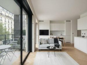 Superbe 5 pièces avec BALCON à Boulogne – Luminosité et confort