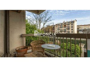 RESIDENCE FRANCO SUISSE - IDEALEMENT SITUE