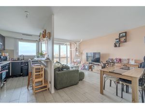 Appartement dernier étage à Chennevières-Sur-Marne