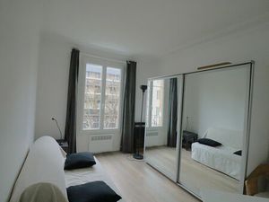 Paris XVème : studio de 15.67m2