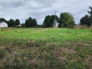 Terrain 1 450 m² La Chapelle Gonaguet