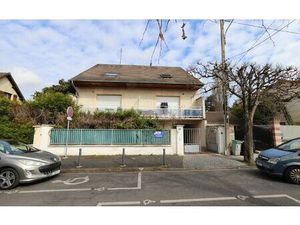 Location appartement  41 m² T-3 à Sevran  850 €