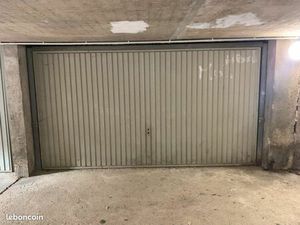 Grand garage de 23m2