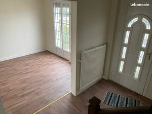 Maison mitoyenne à Angoulême avec jardin et garage