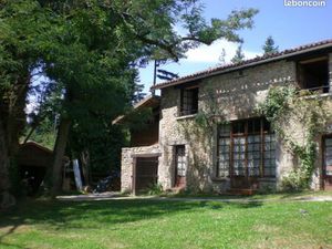Maison dans un village classé