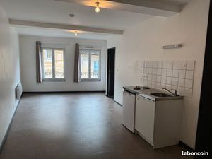 A louer f2 proche prefecture