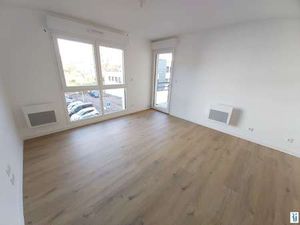 Location Appartement 2 pièces à Notre-Dame-de-Bondeville (76960) : à louer 2 pièces / 40m²