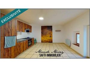 Immeuble de rapport composé de 3 lots - un local commercial de 20 m2 (qui peut être transf