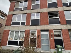 Appartement à louer avec garage   Mortsel (RBU93270)