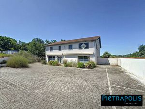 Bâtiment Commercial ou de Bureaux à Craponne de 430m2