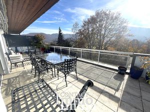 WALBACH  RARE maison de 274m2  14 ares